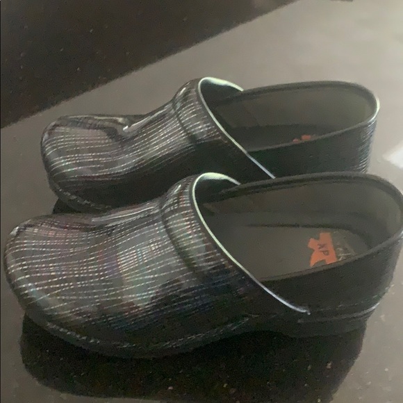 Dansko XP shoes - Picture 2 of 4